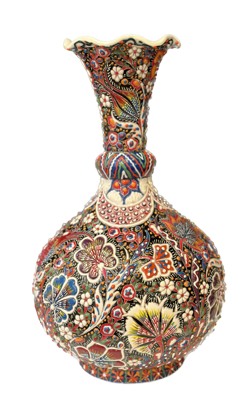 Crimson Bloom Artistry - Decorative Vase