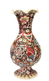 Crimson Bloom Artistry - Decorative Vase