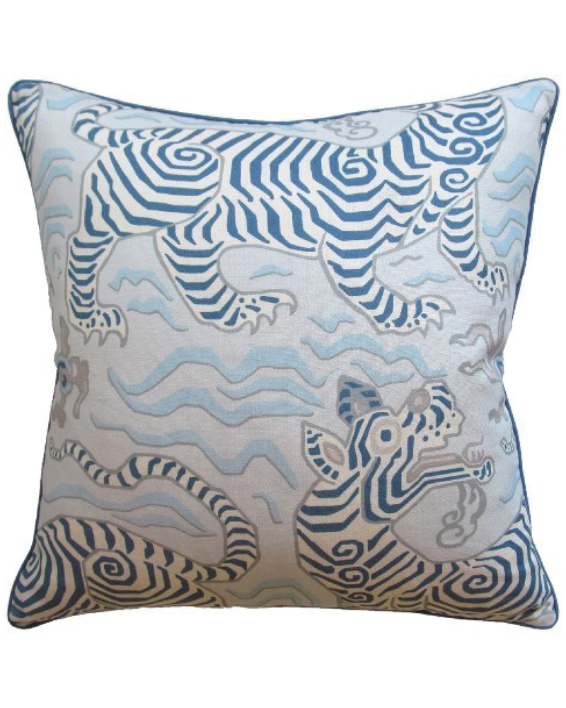 Tibet Throw Pillow (Pale Blue)