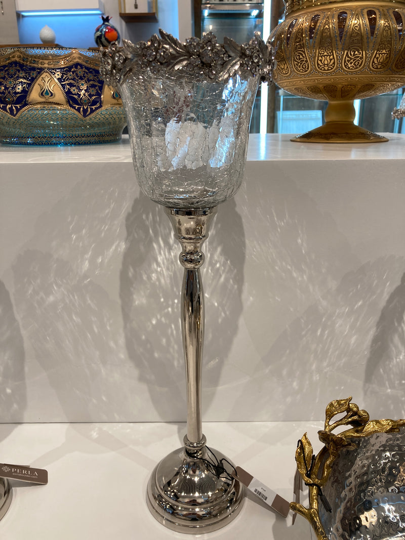 4606 Crystal