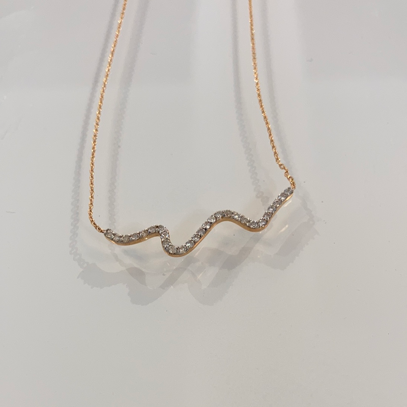 0.28ct 1.95g Squiggle Line Necklace