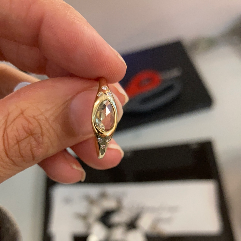 0.7s 0.06ct 2gr Ring